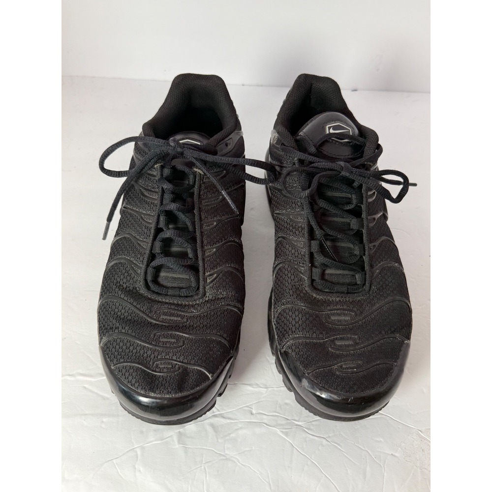 Nike Air Max Plus Triple Black Men Running Shoes 604133-050 Size 9.5 Sneaker - Picture 2 of 9